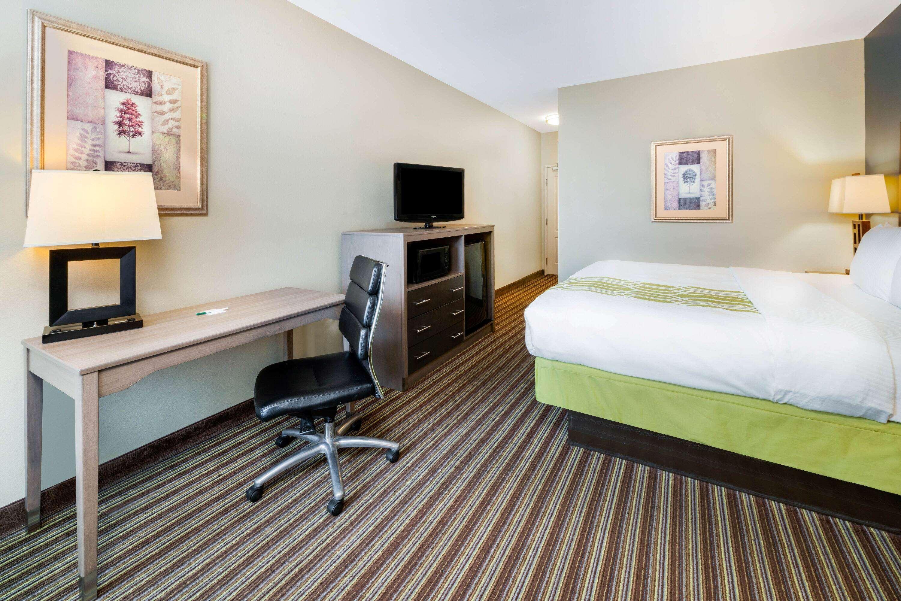 La Quinta Inn & Suites By Wyndham Broussard - Lafayette Area Bagian luar foto