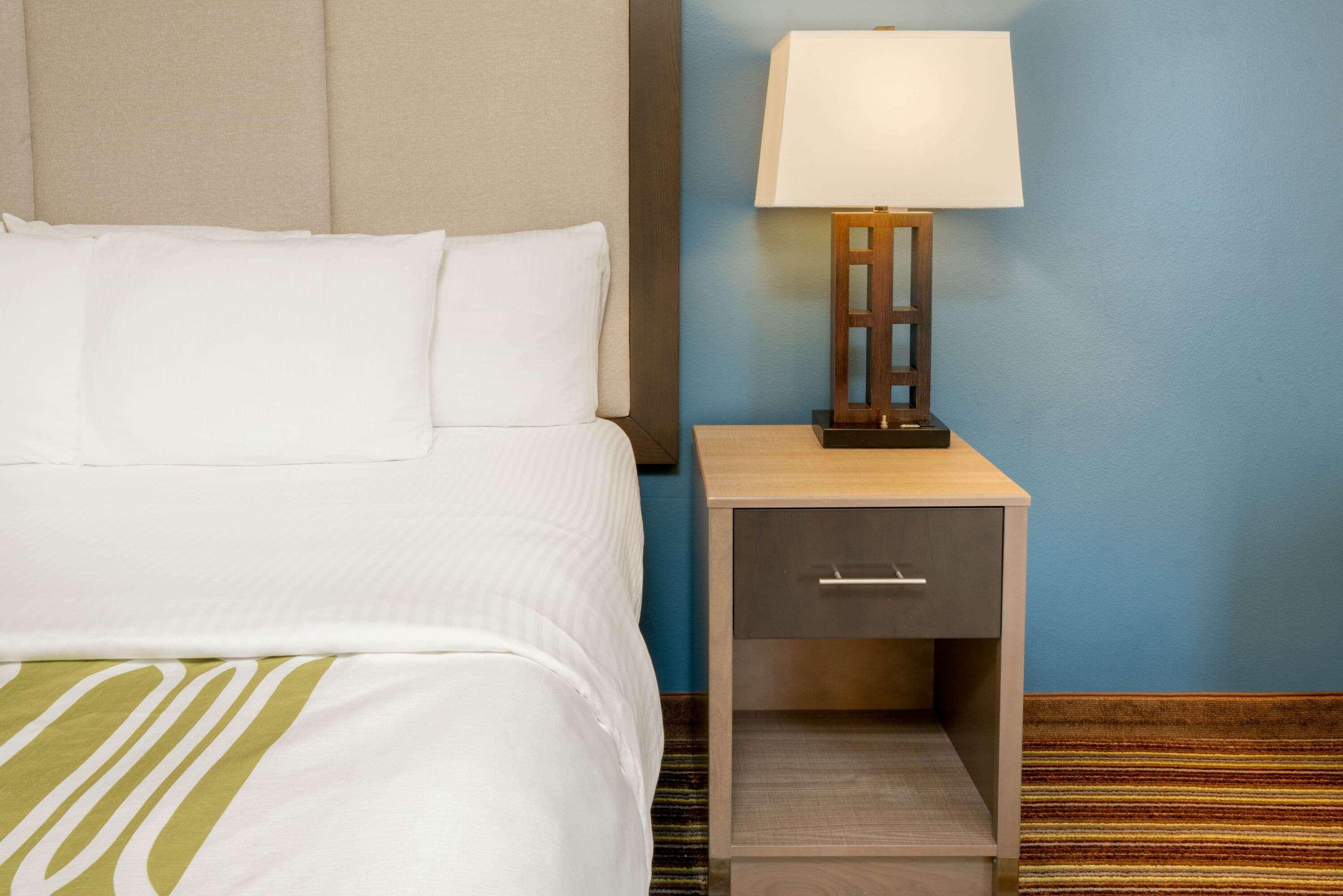 La Quinta Inn & Suites By Wyndham Broussard - Lafayette Area Bagian luar foto